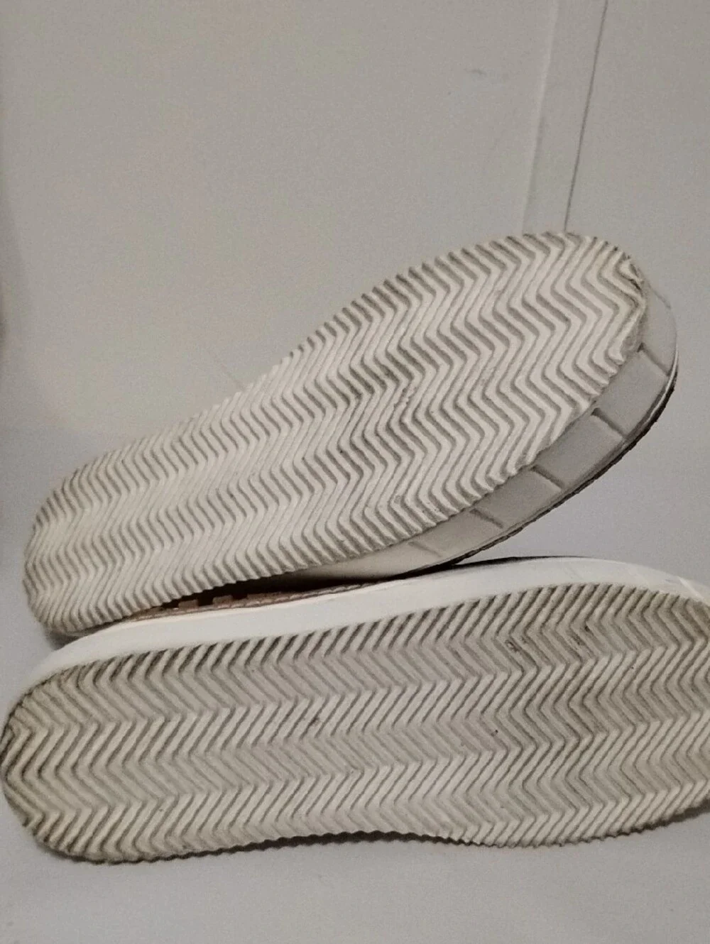 VC-Romeena Woven Geometric Cutouts Platform Slip-On